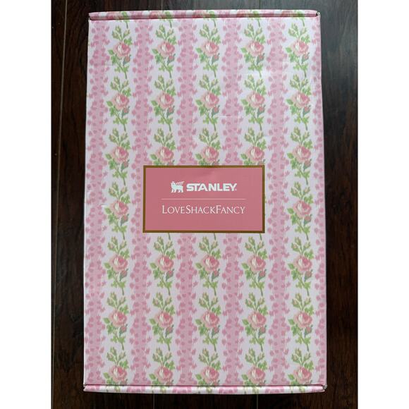 NEW Stanley x LoveShackFancy Flowstate Quencher 40oz Tumbler - Picture 1 of 4